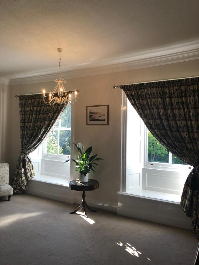 South Dalton Old Rectory Bed & Breakfast エクステリア 写真